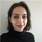 Bonjour ! Je propose des cours de Français Langue Étrangère (F.L.E) en ligne ou à Toulon pour tous les niveaux.